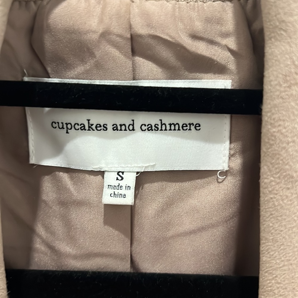 Cupcakes and Cashmere suade vest - Picture 4 of 6